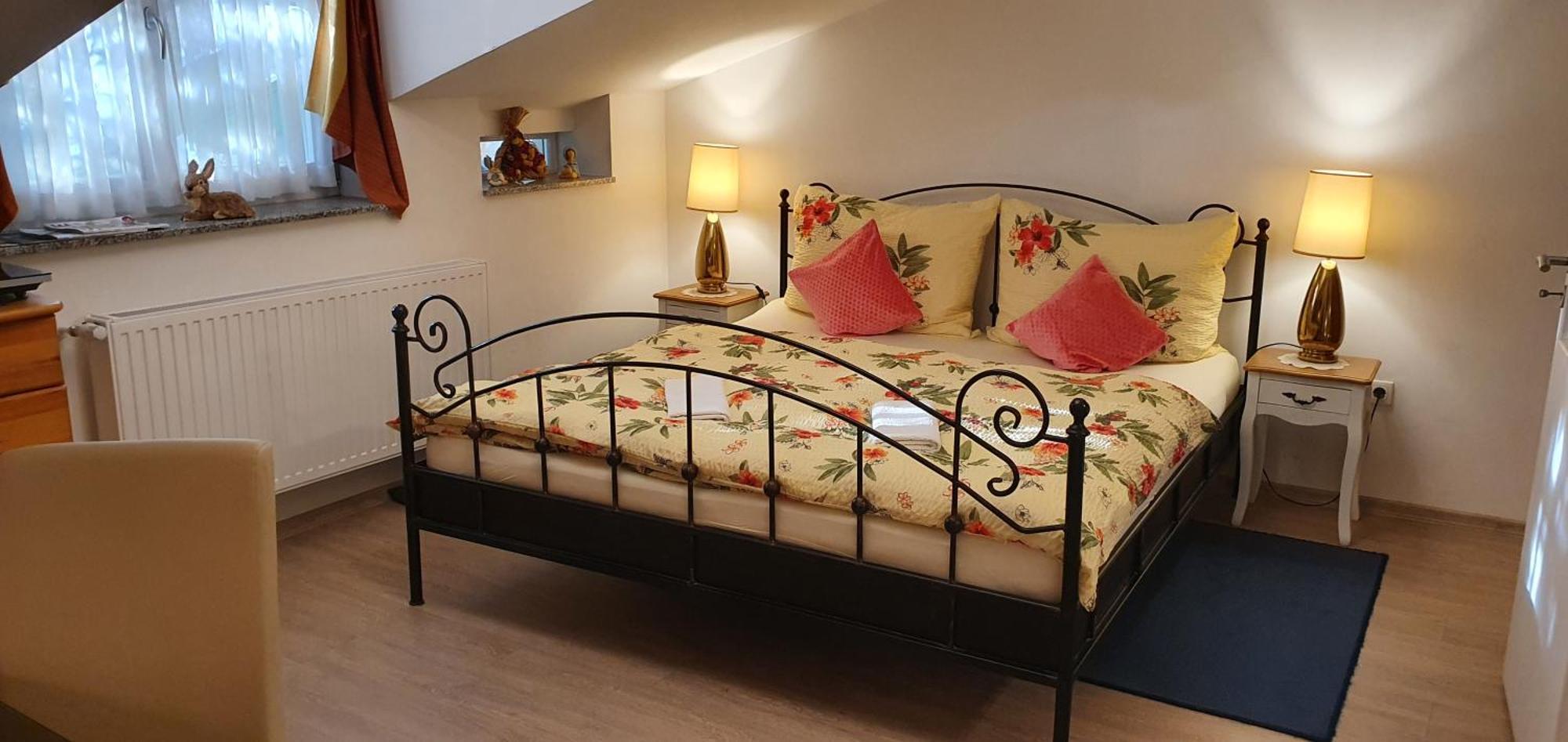 Karmelita Boutique Apartman Sopron Room photo
